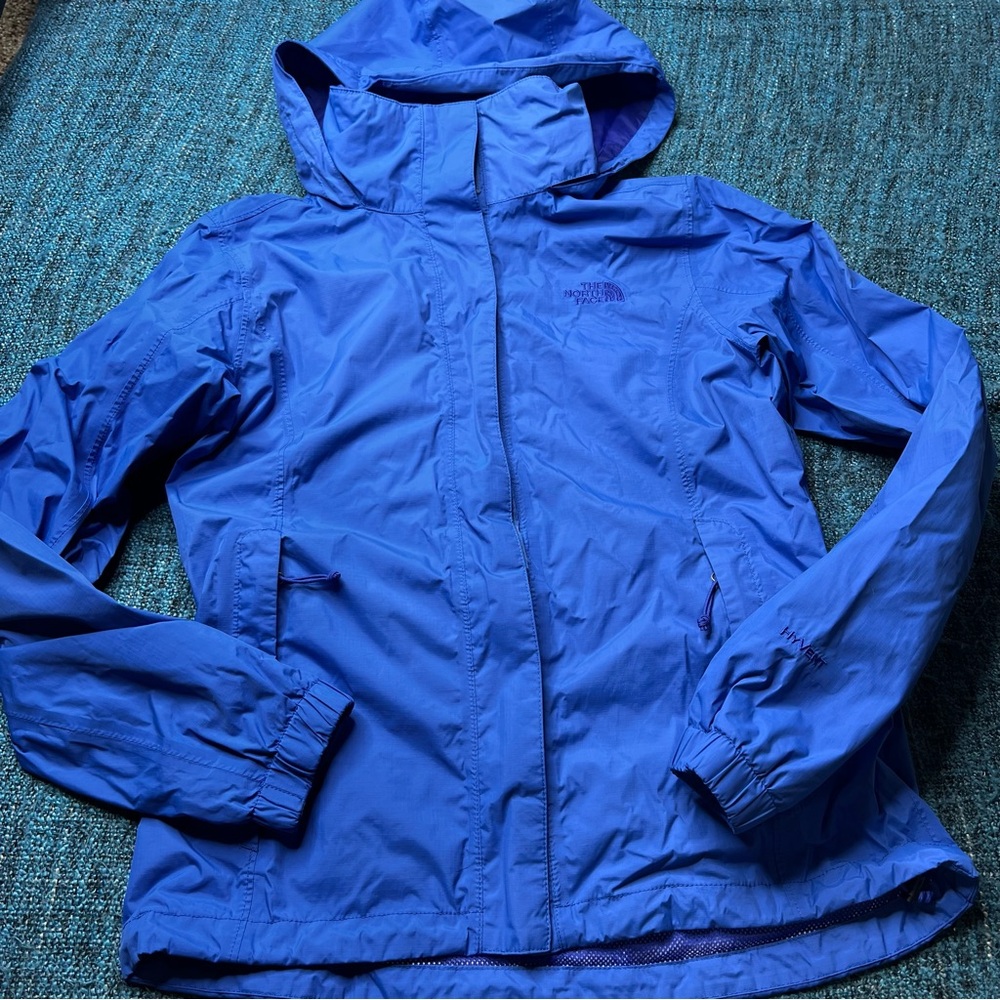 The North Face Resolve Zip Up Rain Jacket in Blue